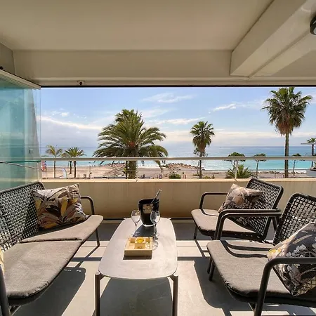 Cannes Luxury - Stunning Sea Front Apartment