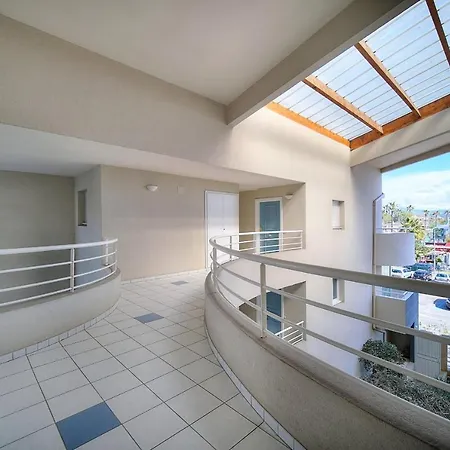 Cannes Luxury - Stunning Sea Front Apartment *